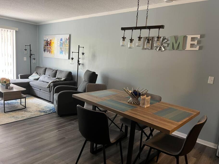 2022 Renovated 2-Bdrm Cozy, Lovely Condo W/Parking! Pulau Hilton Head Luaran gambar