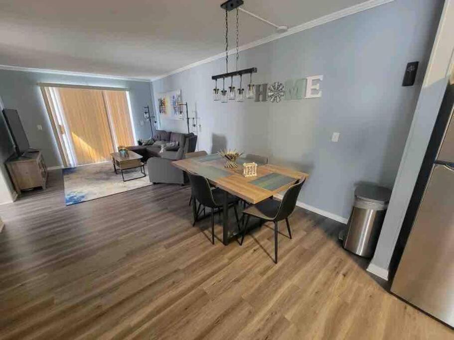 2022 Renovated 2-Bdrm Cozy, Lovely Condo W/Parking! Pulau Hilton Head Luaran gambar