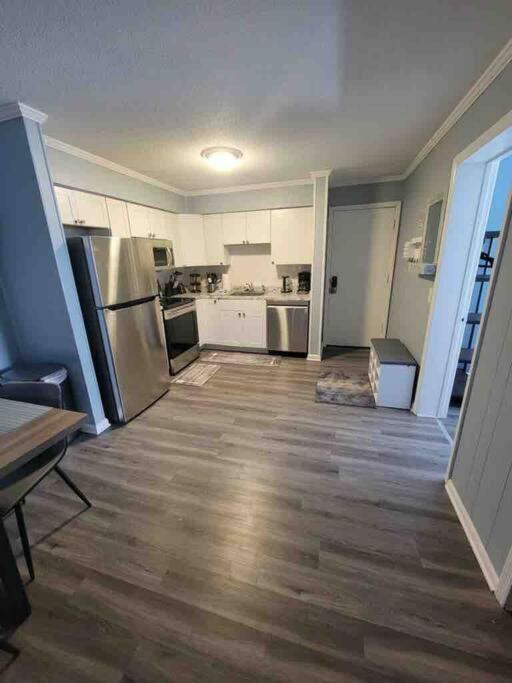 2022 Renovated 2-Bdrm Cozy, Lovely Condo W/Parking! Pulau Hilton Head Luaran gambar