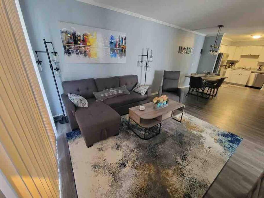 2022 Renovated 2-Bdrm Cozy, Lovely Condo W/Parking! Pulau Hilton Head Luaran gambar